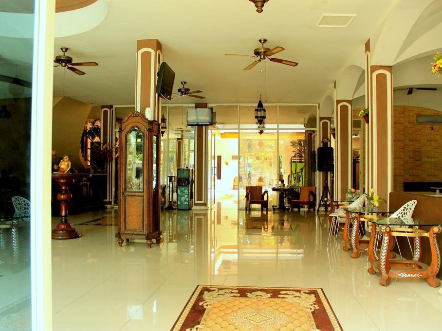 Mojokerto Classic Homestay Exterior foto